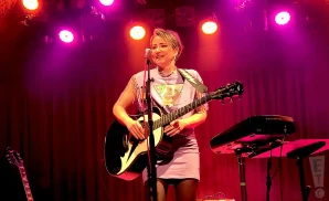 kt tunstall live at the belly up tavern in solana beach california