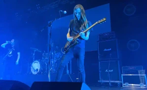elder live at the treptow arena in berlin germany