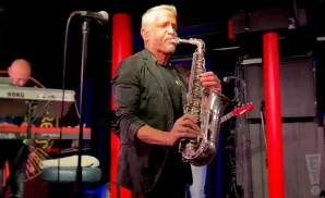 dave koz playing the saxophone live at smooth jazz saxophone in london england