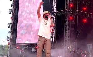 arcangel performing on stage at grant park in chicago illinois