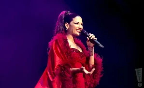 natalia jimenez singing live in a red dress