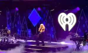 doja cat singing at dickies arena in texas