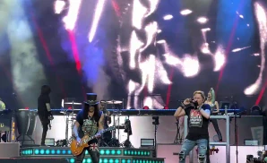 guns n' roses live at heinz von heiden arena in hannover germany