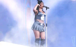 kali uchis performing live at coachella 2023