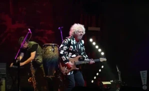 toto performing live on stage at the extramile arena 