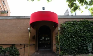 an exterior promotional venue picture of the punch line comedy club - san francisco during the day