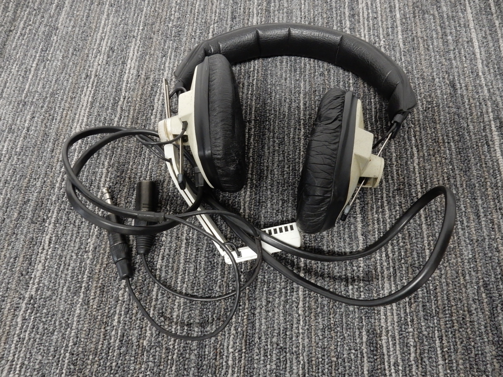 beyerdynamic dt 200