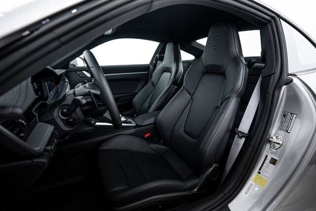 2025 911 Carrera S picture #5