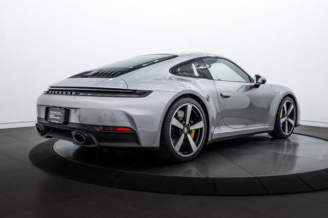 2025 911 Carrera S picture #7