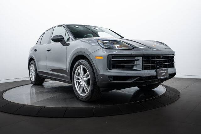 2025 Cayenne picture #9