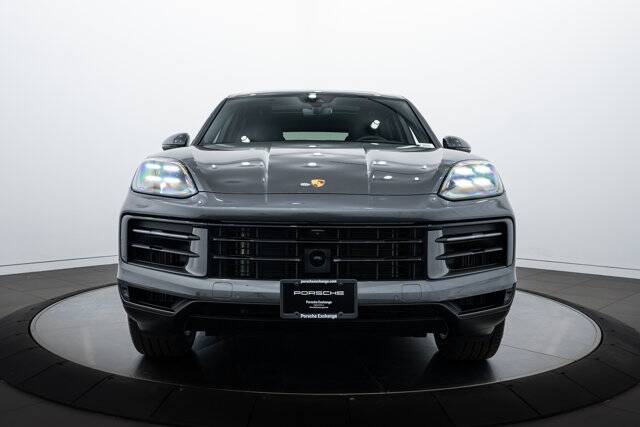 2025 Cayenne picture #10