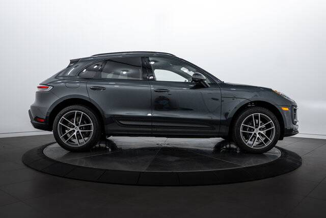 2025 Macan picture #8