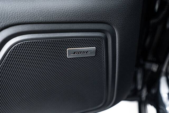 2025 Macan picture #19