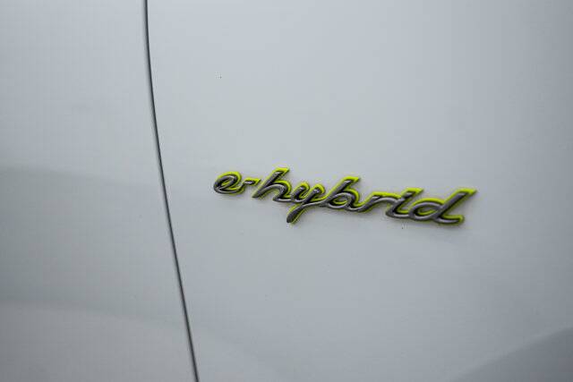 2022 Cayenne Platinum Edition E-Hybrid picture #12