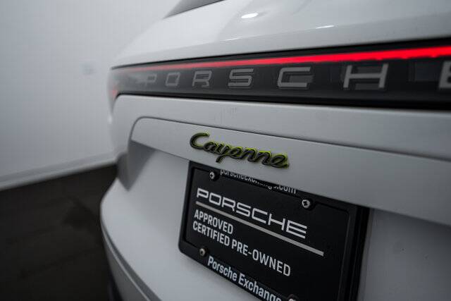 2022 Cayenne Platinum Edition E-Hybrid picture #26