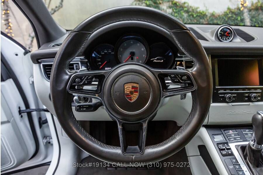 2015 Macan S picture #17