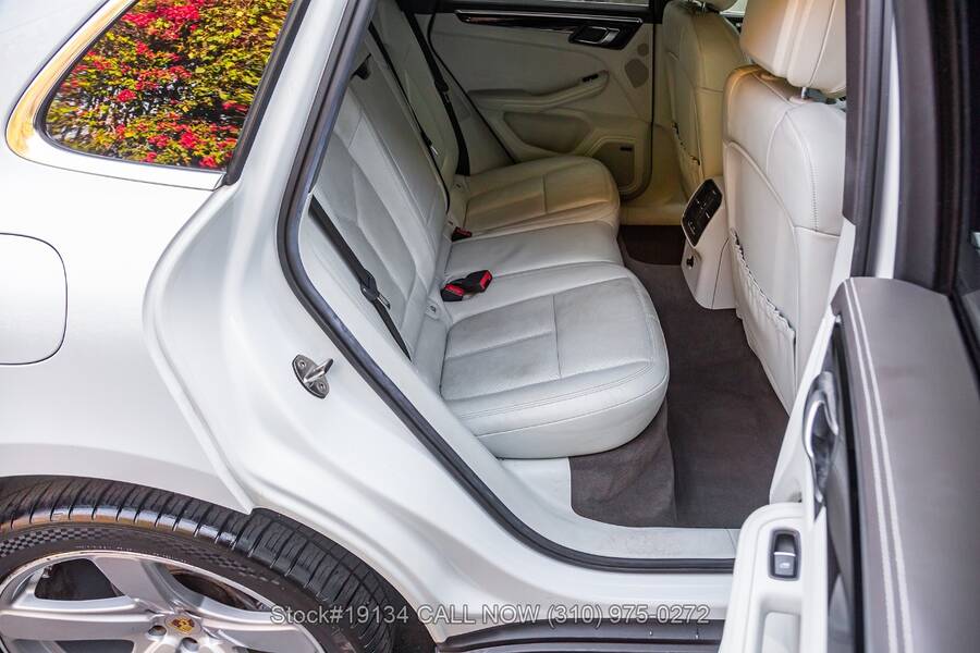 2015 Macan S picture #22