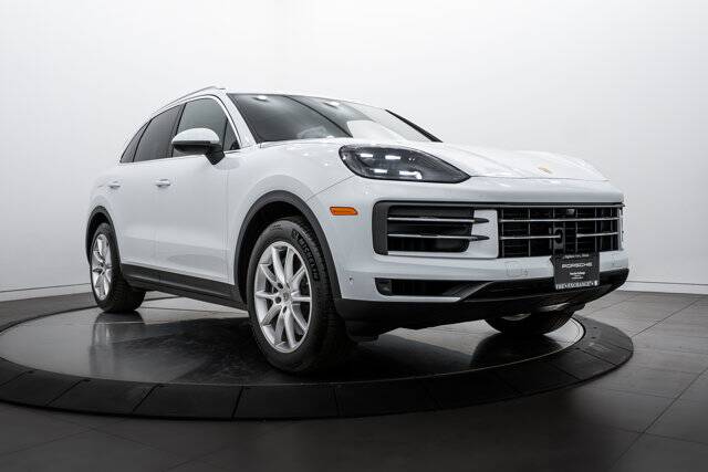 2024 Cayenne picture #9