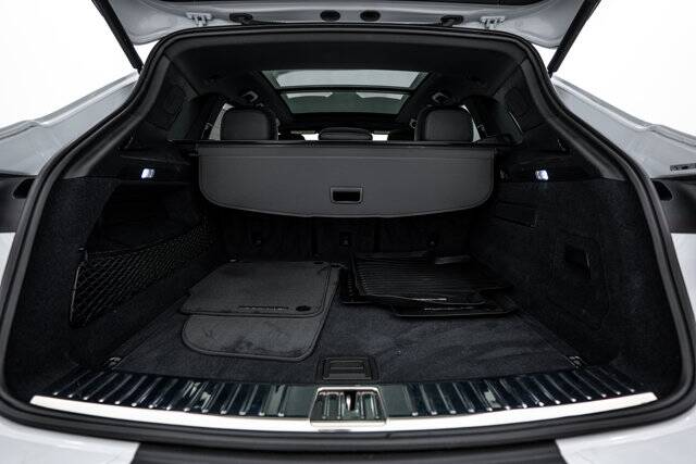 2024 Cayenne picture #25