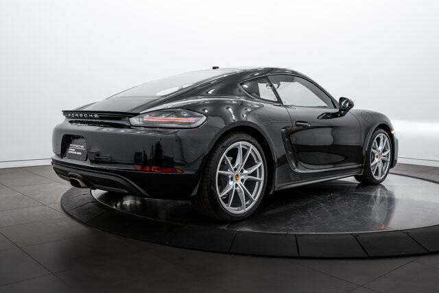 2025 718 Cayman picture #7