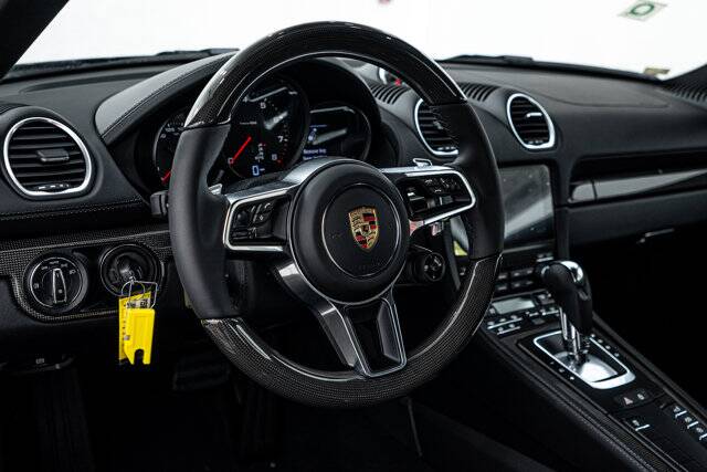 2025 718 Cayman picture #14