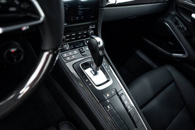 2025 718 Cayman picture #16