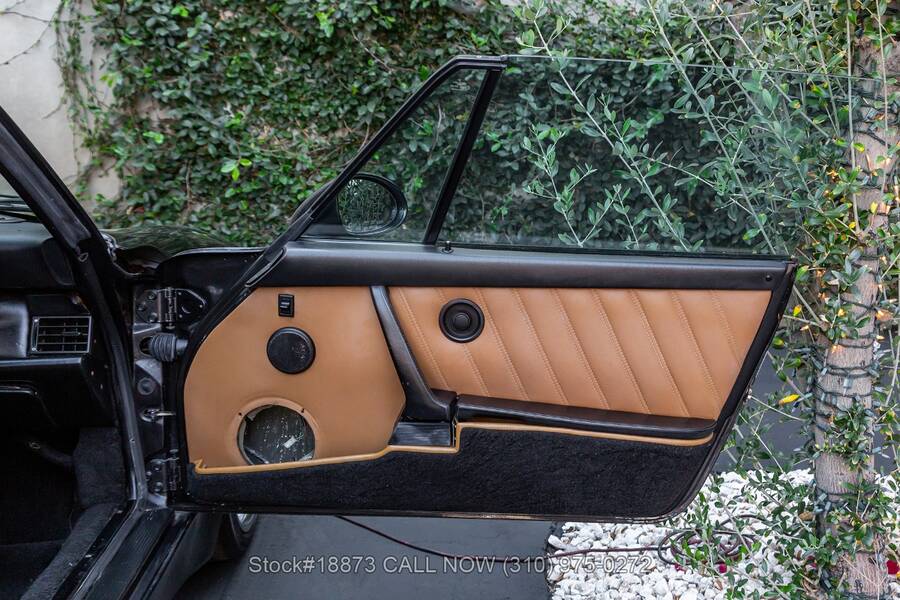 1989 964 Carrera 4 Aftermarket Wide Body Cabriolet Conversion picture #28