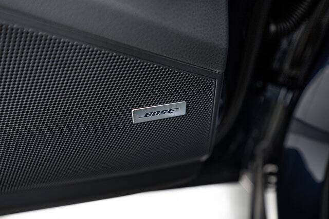 2025 Cayenne picture #21