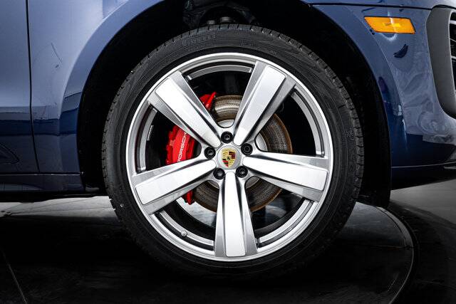 2025 Macan picture #11