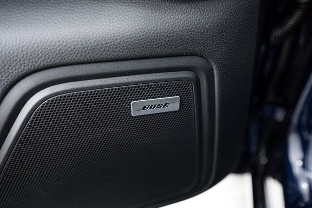 2025 Macan picture #18