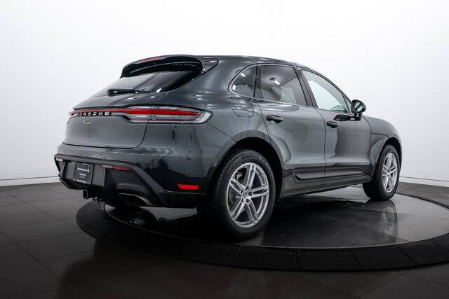 2025 Macan picture #7