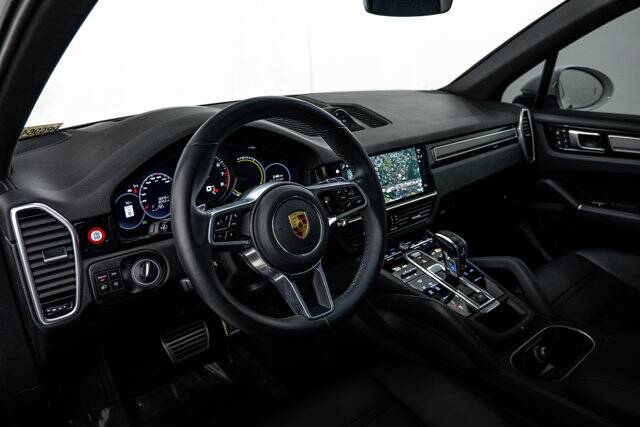 2023 Cayenne S Platinum Edition picture #13