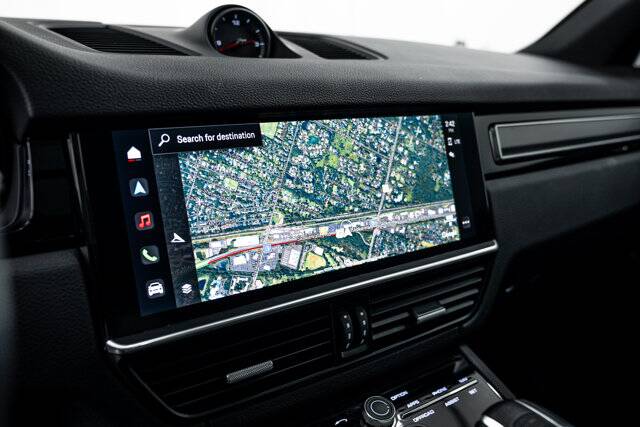 2023 Cayenne S Platinum Edition picture #17