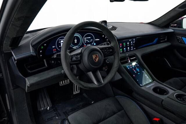 2025 Taycan Turbo GT picture #13