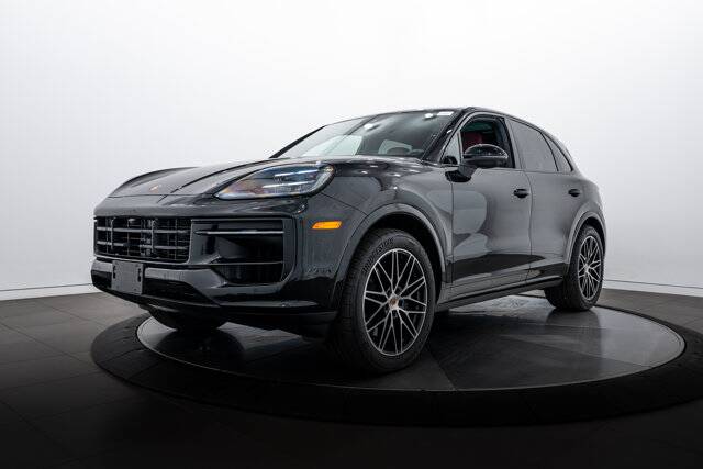 2025 Cayenne picture #1
