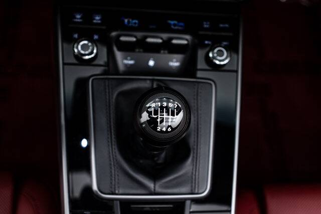 2024 911 Carrera S picture #12