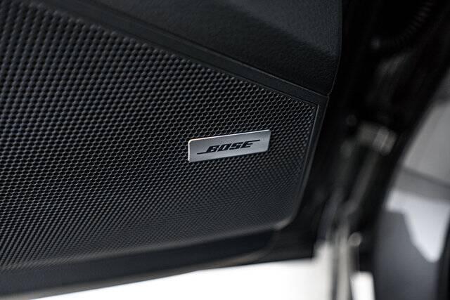 2025 Cayenne picture #20