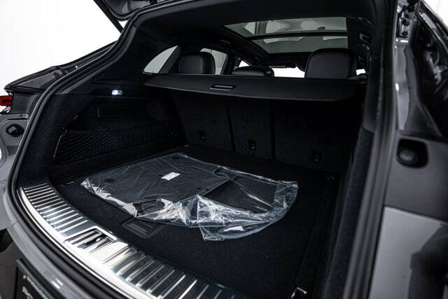 2025 Cayenne picture #27