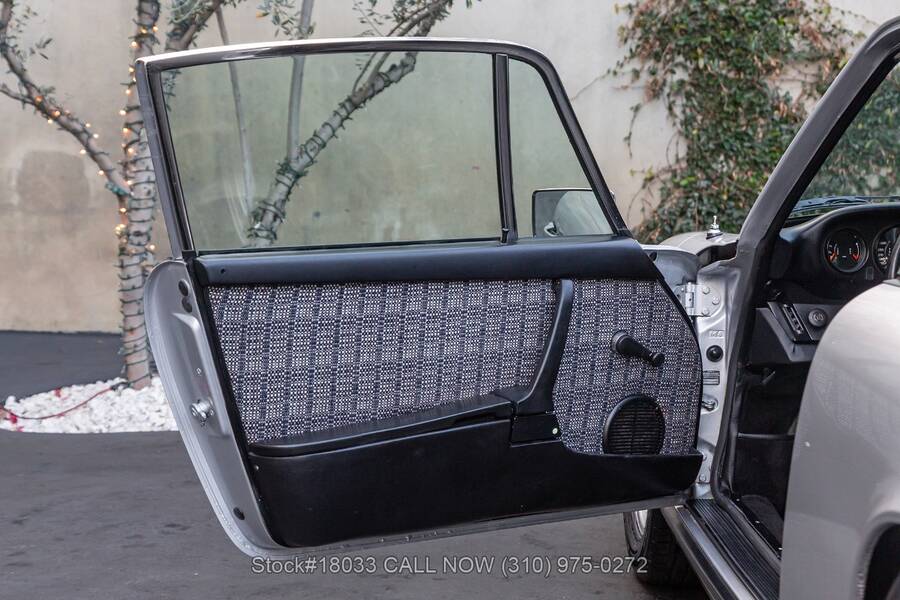 1975 911S Sunroof Delete Coupe Silver Anniversary Edition picture #14