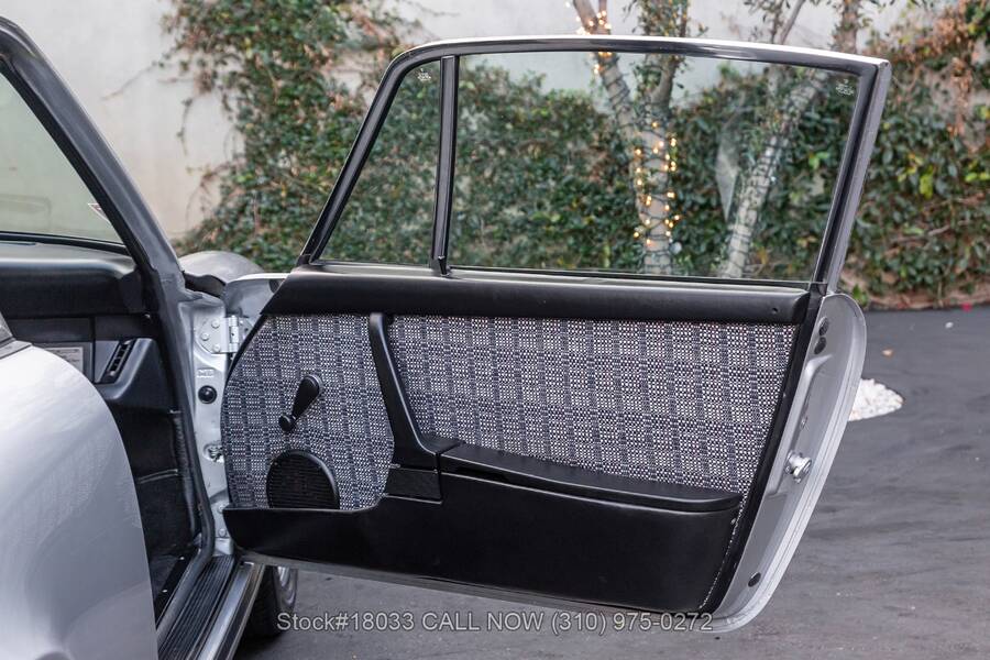 1975 911S Sunroof Delete Coupe Silver Anniversary Edition picture #23
