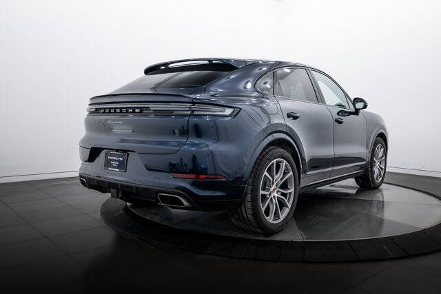 2025 Cayenne picture #7
