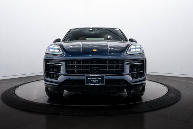 2025 Cayenne picture #10