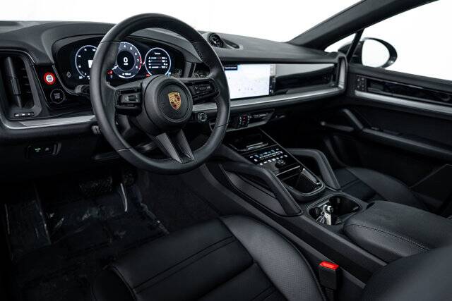 2025 Cayenne picture #4