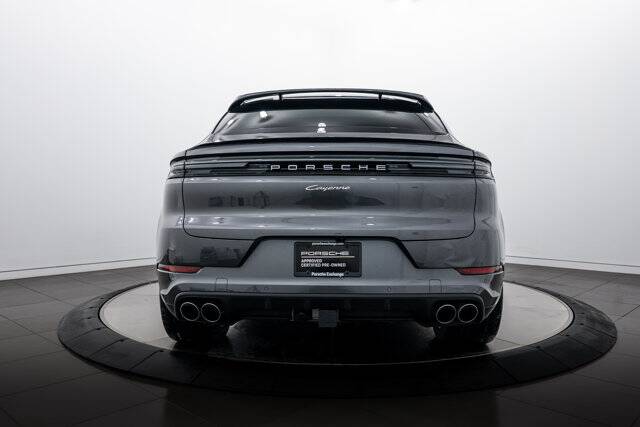 2025 Cayenne picture #6