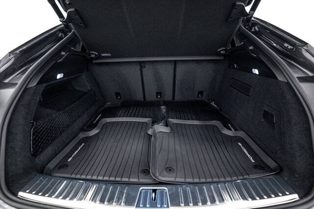 2025 Cayenne picture #26