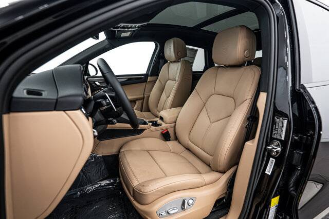 2025 Macan picture #5