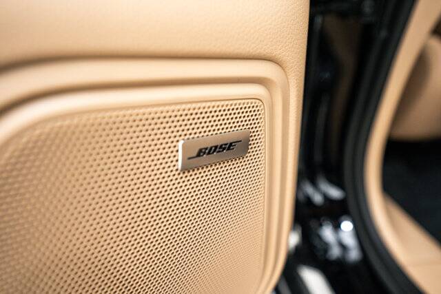 2025 Macan picture #23