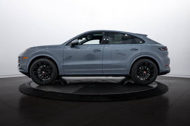 2025 Cayenne picture #2