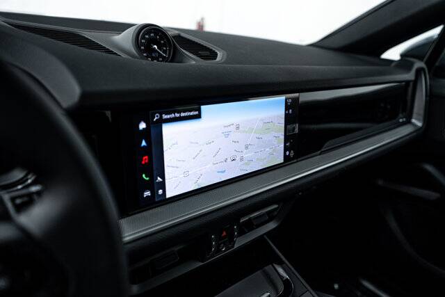 2025 Cayenne picture #15