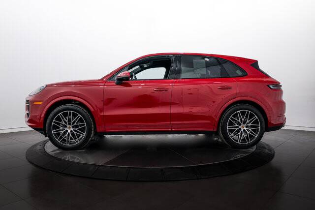 2025 Cayenne picture #2